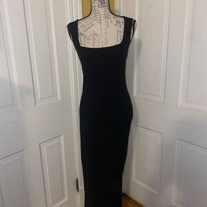 Elegant Black Sleeveless Dress w/Slit